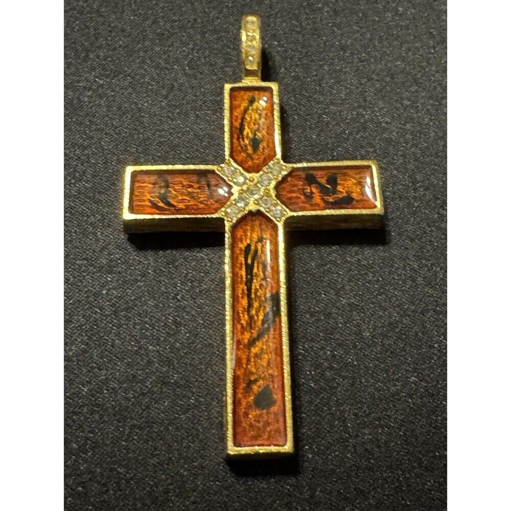 Cross Made In USA Resin Pendant Gold Tone